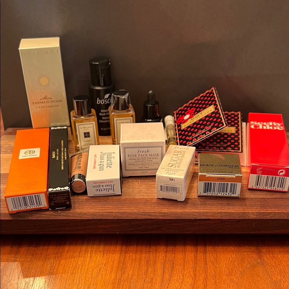 Assorted Mini Perfume, Makeup & Skincare Grab Bag